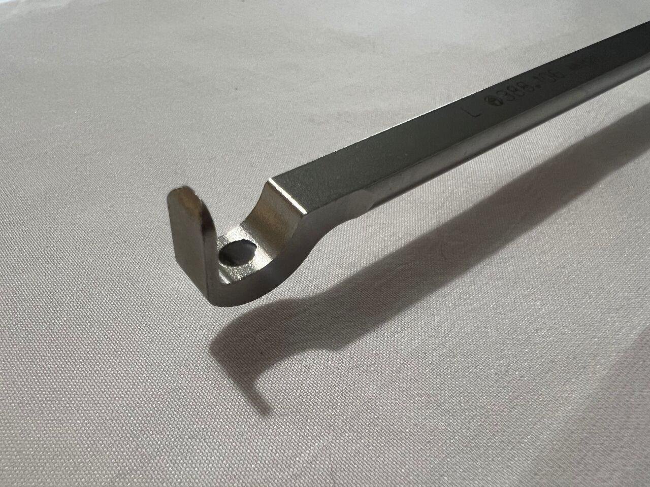SYNTHES 388.106 Large Lamina Finder — photo 2
