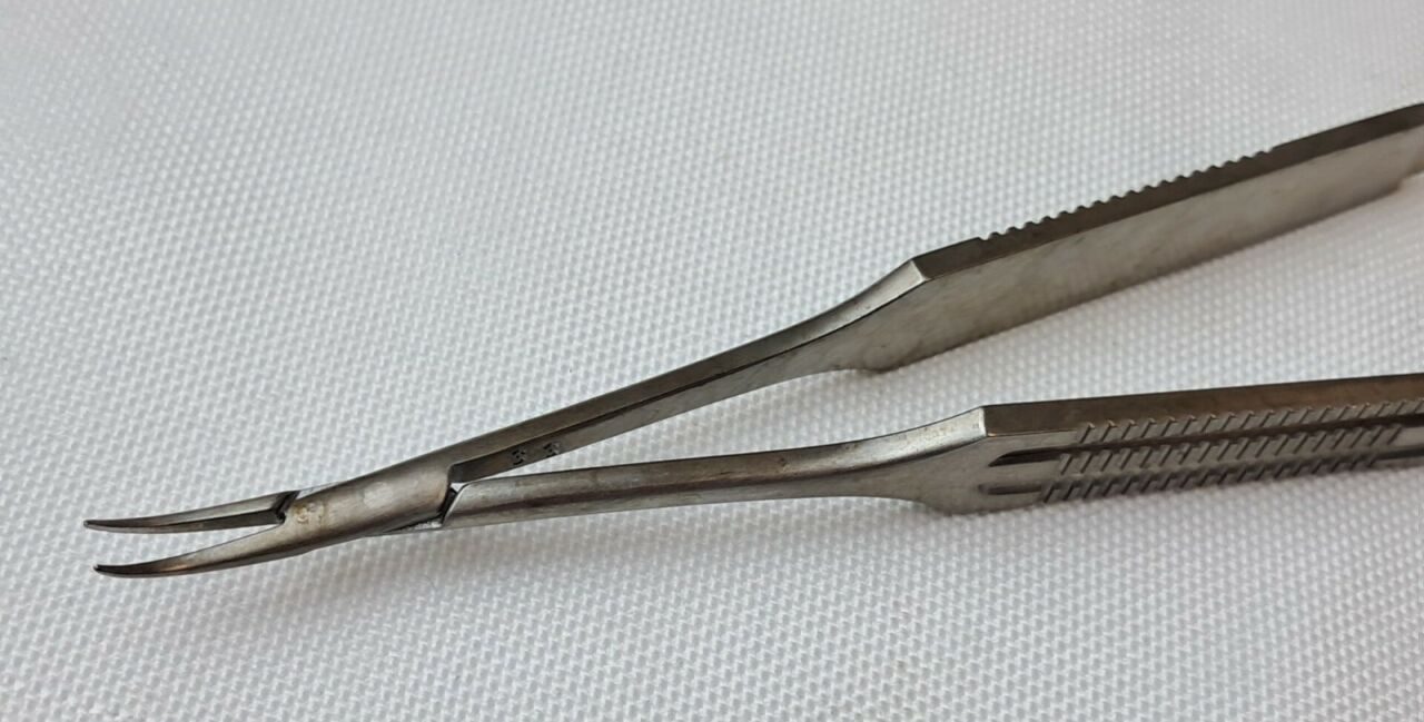 INTEGRA 277-076 Microsurgical Needle Holder 5-5/8 in — photo 3