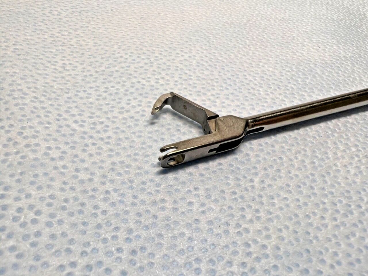 ARTHROTEK 902070 Arthroscopic Mini Caspari Suture Punch Straight — photo 3