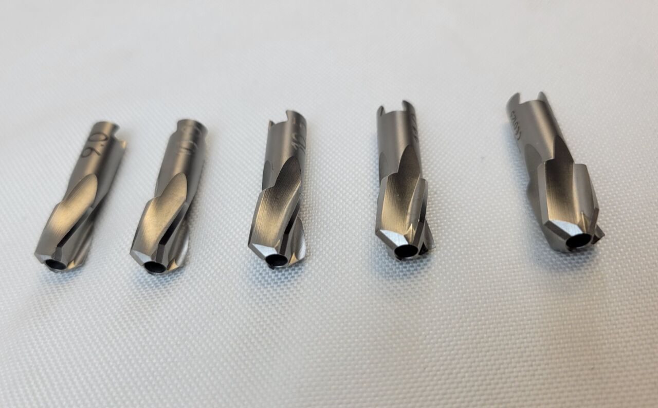 STRYKER Set of 5 9.0, 10.0, 10.5, 11.0, 11.5 Surgical End Mills — photo 2
