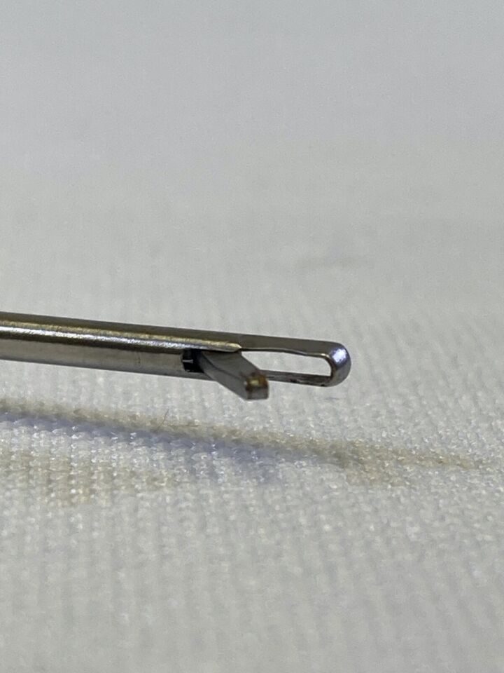 KARL STORZ 28302DH Small Joint Arthroscopy Punch Straight 2mm x 10cm Forcep — photo 6