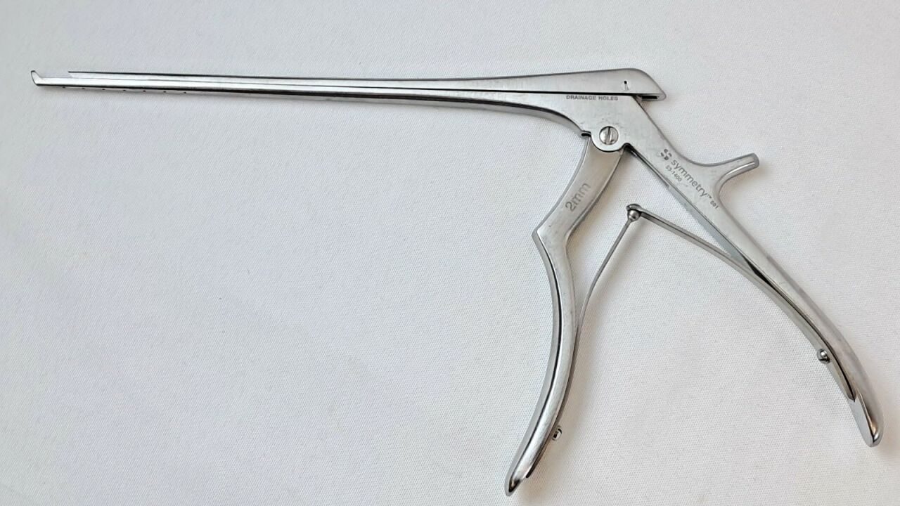 SYMMETRY Codman 53-1400 51400 Lumbar Kerrison Rongeur w/ Drain Holes 2mm Punch 40° Up 7" — photo 2