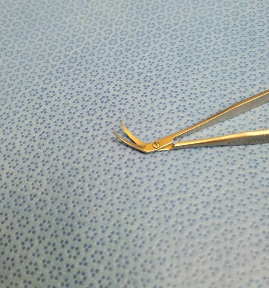KARL STORZ 4.1" Micro Scissor Needle Holder Curved Angled Tip — photo 2