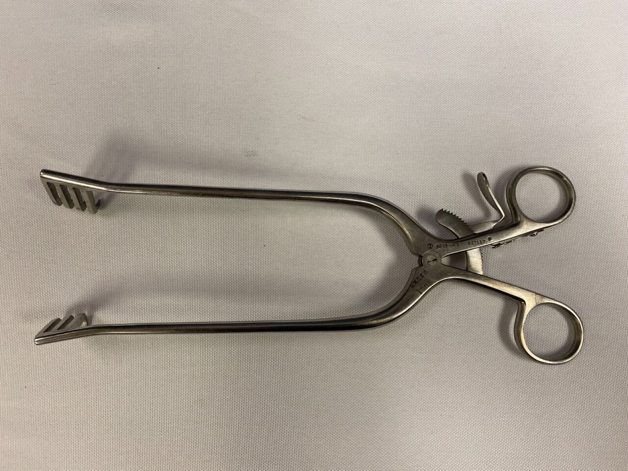 ZIMMER 3045-03 Sharp Prong Weitlaner Retractor 3 X 4 — photo 1