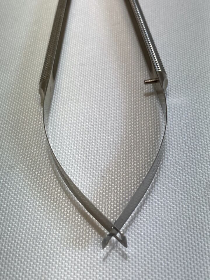 ACCURATE SURGICAL ASSI.SDC21R8 10mm Curved Blade 21cm Long Dissecting Scissors — photo 6