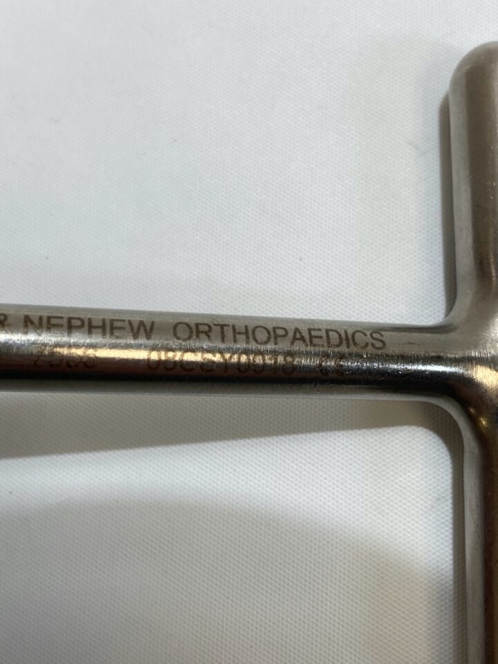 SMITH & NEPHEW 7136-7556 T-Handle Wrench for Femoral Removal Tray — photo 3