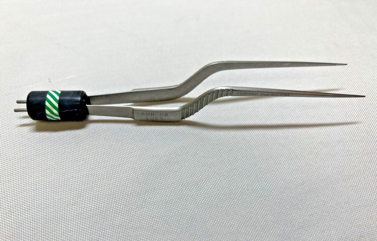 CODMAN 80-1635 Bayonet Bipolar Forceps — photo 1