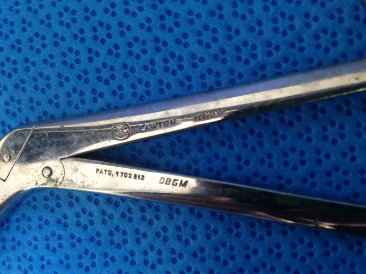 LAWTON  Basket Punch Forceps w/ Teeth Left Angle Set of 2 — photo 3