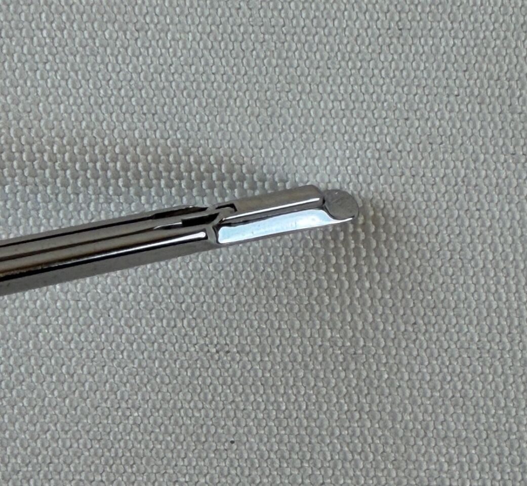 ACUFEX 12060 Arthroscopy Basket Punch Meniscal Elevator 1.3mm Straight — photo 6