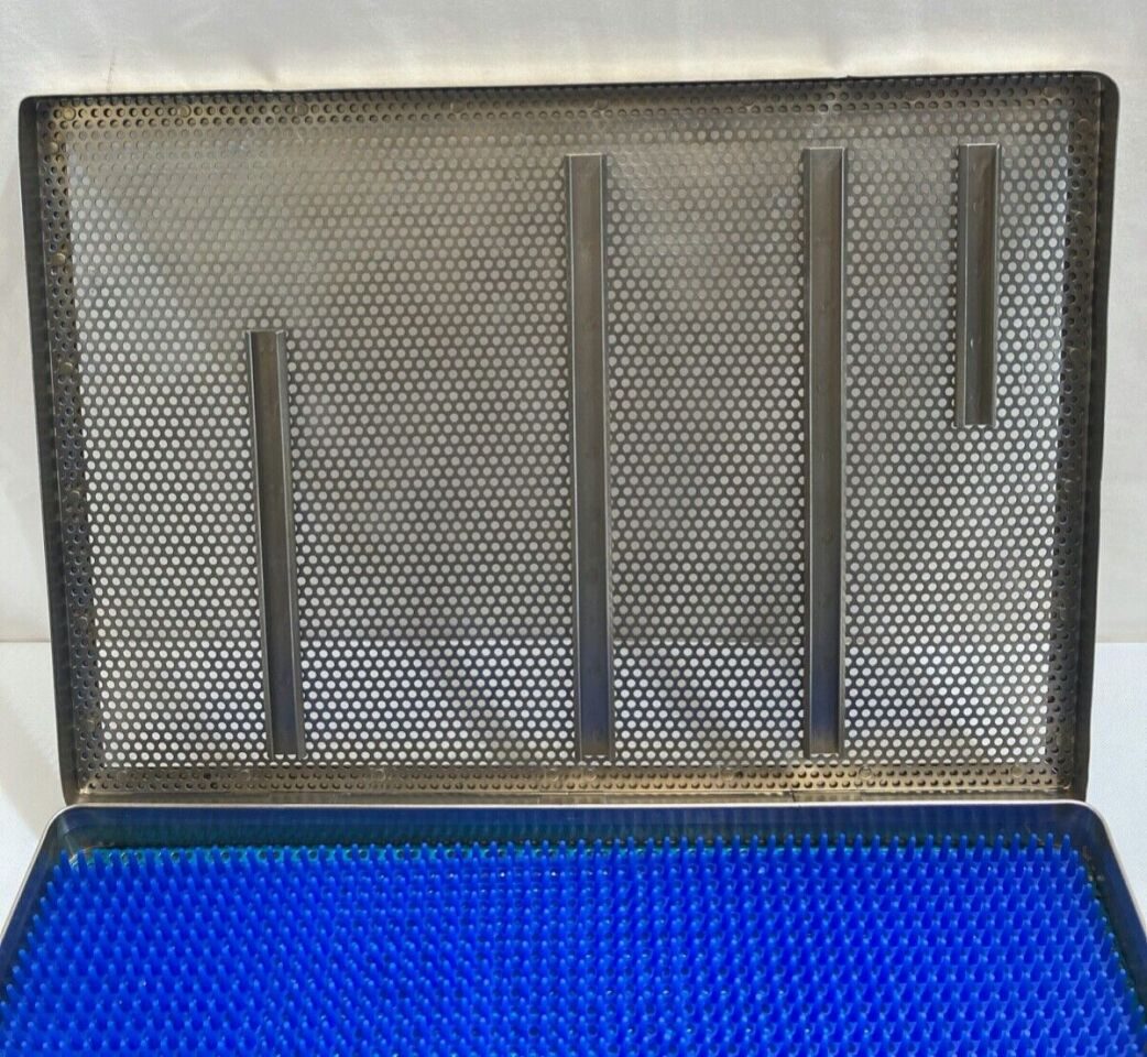 w Silicone Insert 15" x 10" x 2" Surgical Cases — photo 4