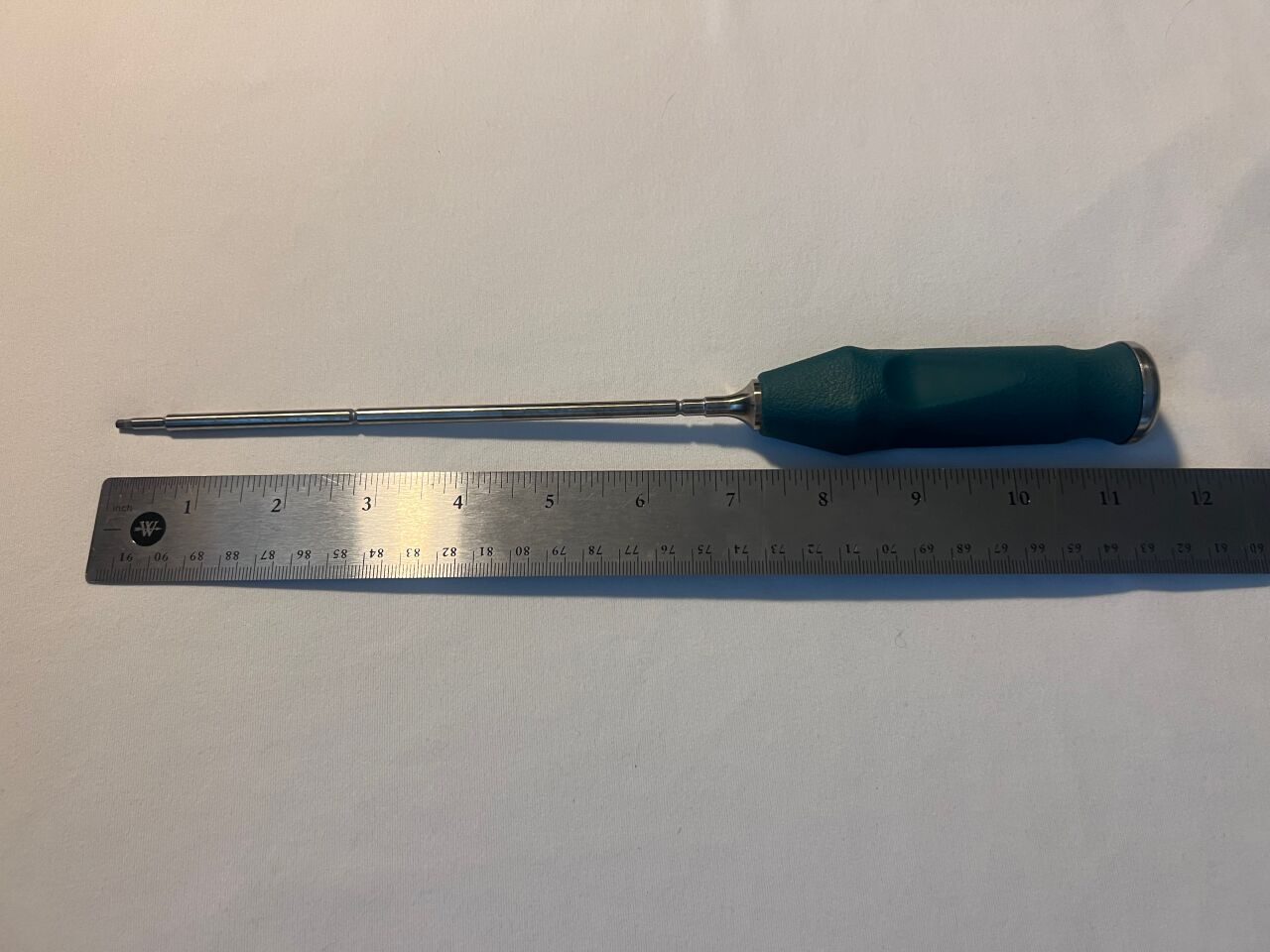 SYNTHES 388.395 2.5mm Hex Screwdriver — photo 2