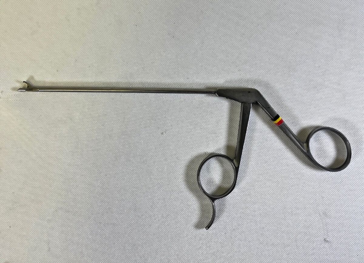 SHUTT-LINVATEC 4.1003 Shovel Forceps Mini Straight 3.4mm Shaft Arthroscopy — photo 1