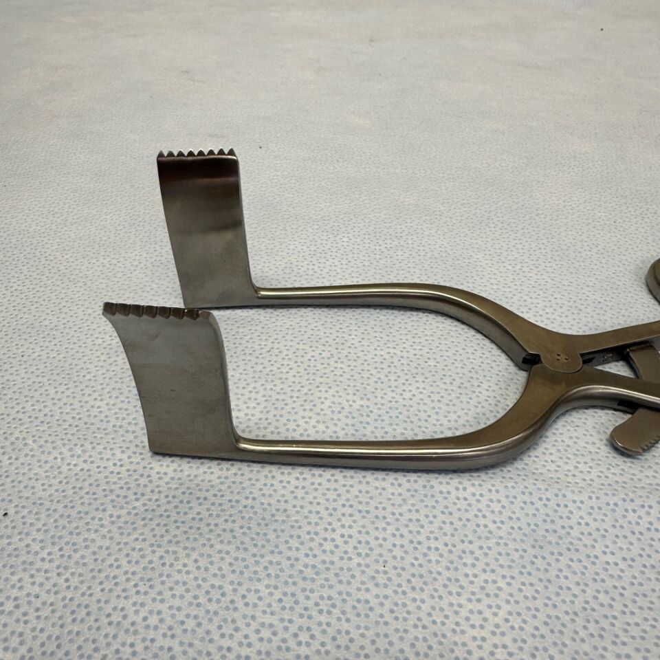 CODMAN SP00052-25 Meyerding Retractor 50mmX20mm Blades — photo 4