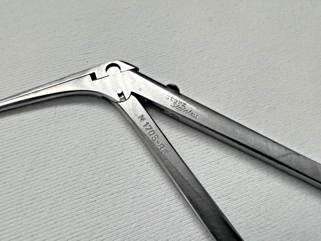STORZ N1705-86 Opthalmic Micro Oval Cup Forceps — photo 4