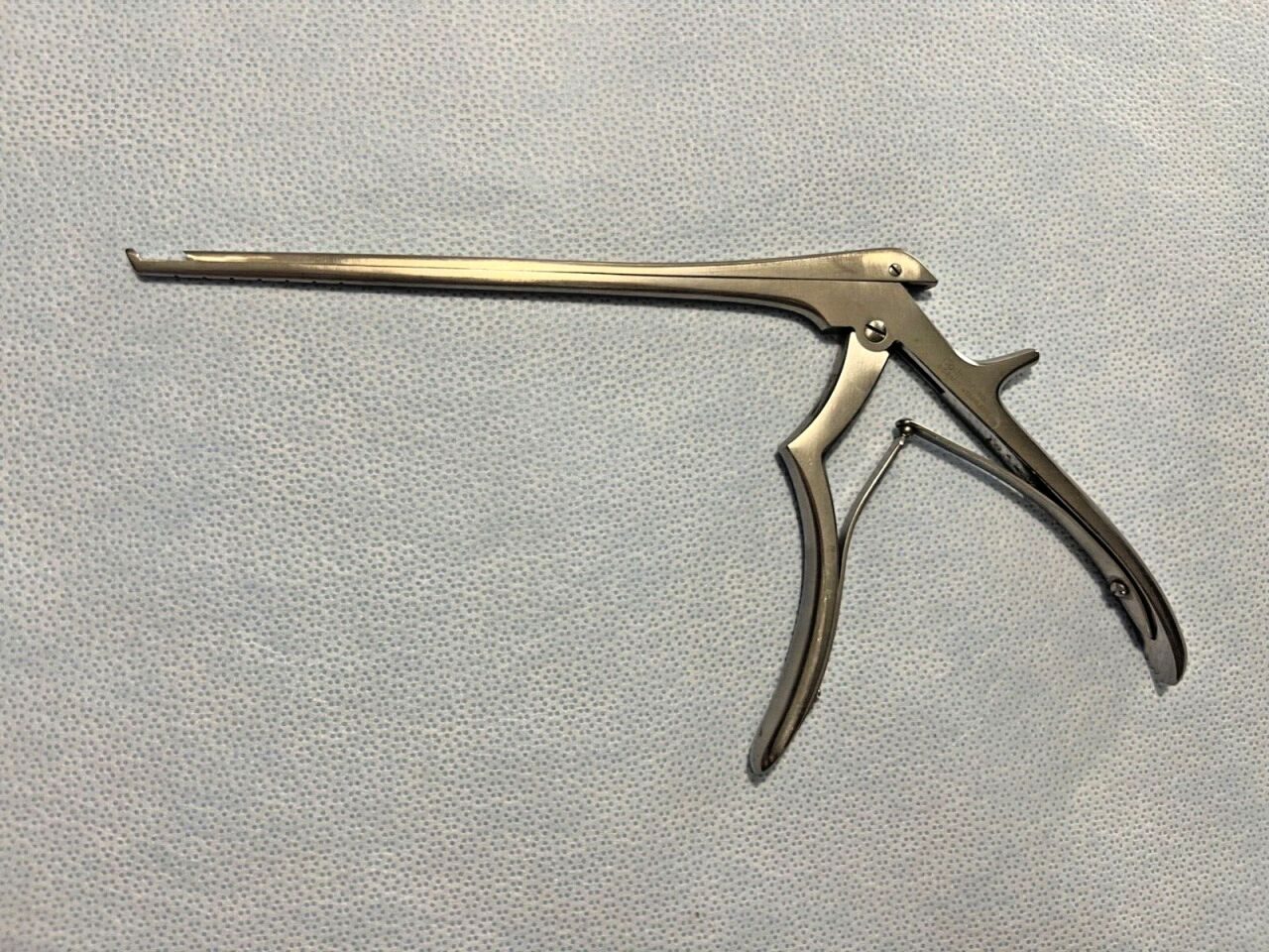 CODMAN 53-1402 Lumbar Kerrison Rongeur 3mm X 40deg Upbite X 7" Length Neuro Spine