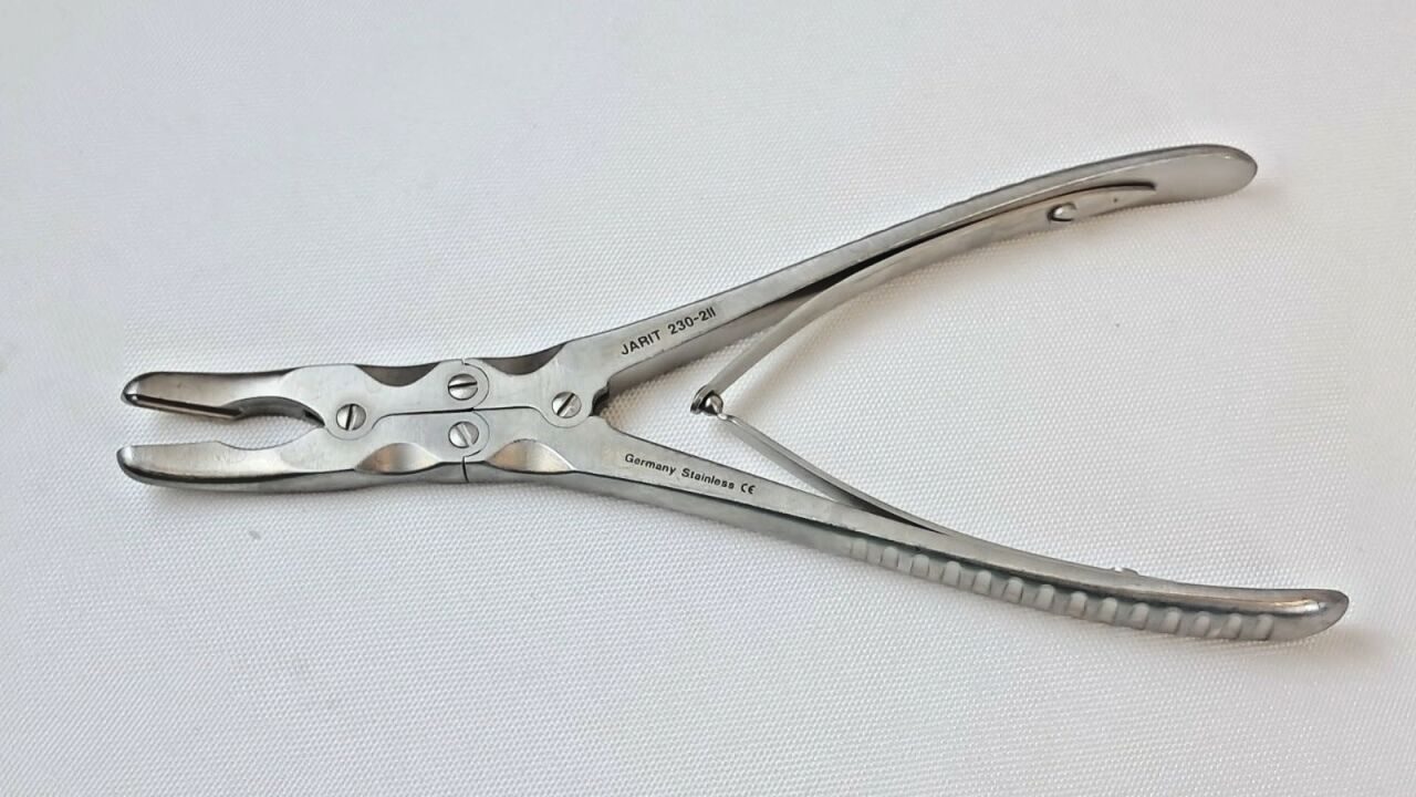 JARIT 230-211 D/A 5mm Bite CVD. 7-1/4" German Stainless Ruskin Rongeur