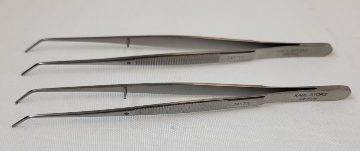 KARL STORZ 745716 Set of 2 Tissue Forceps, Angled, 1x2 Teeth, 15 cm — photo 1