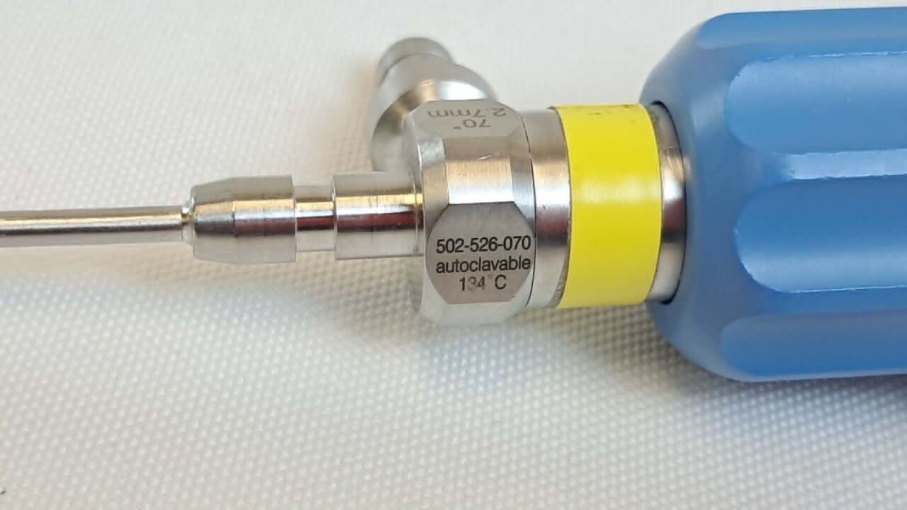 STRYKER 502-526-070 2.7mm 70° Autoclavable C-Mount Arthroscope — photo 3