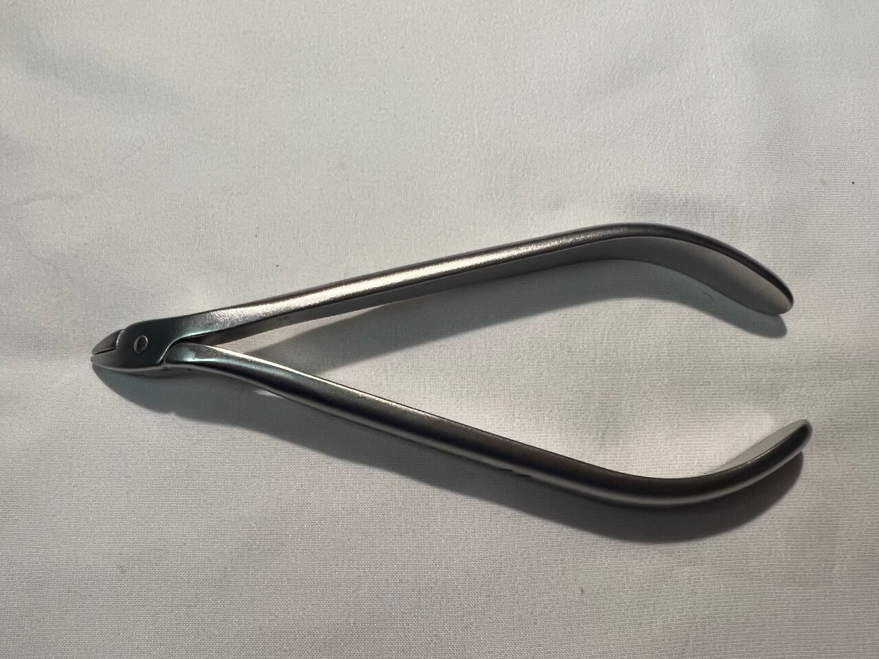 SYNTHES 329.12 Wire Bending Pliers 140mm — photo 1
