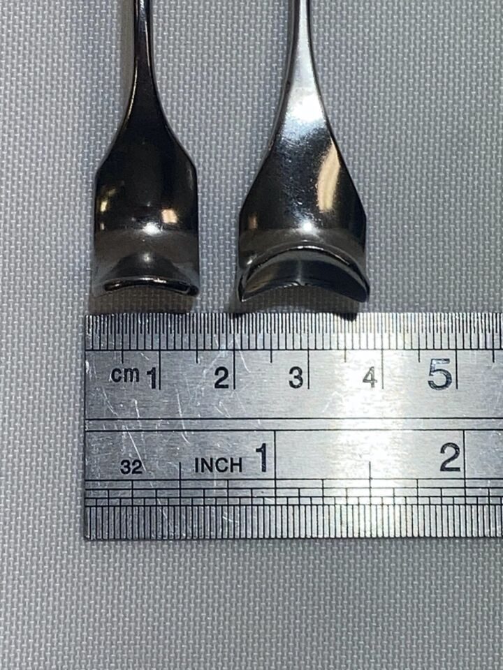 INSTRUMENT ASSOCIATES 11" 14mm & 18mm Cushing Vein Retractors — photo 9
