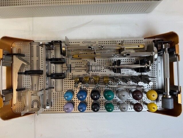 STRYKER HOWMEDICA Various Advantage Hip Instrument Sets — photo 9