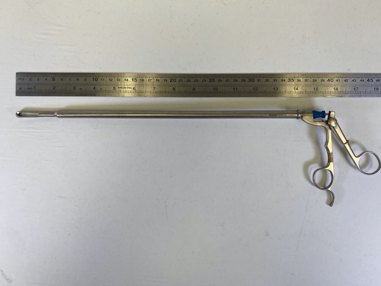 R. WOLF 8385.1 Laparoscopic Claw Grasping Forceps 10mm x 35cm 2 x 3 Teeth — photo 9