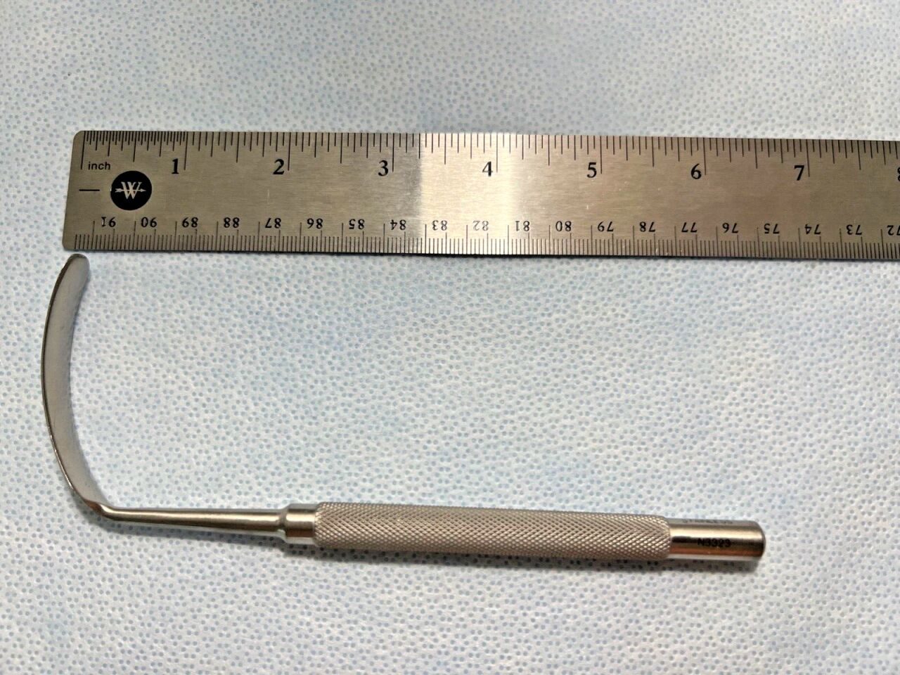 BAUSCH & LOMB N3323 Sewall Orbital Retractor 11mm X 56mm Blade 6.3" Length — photo 4