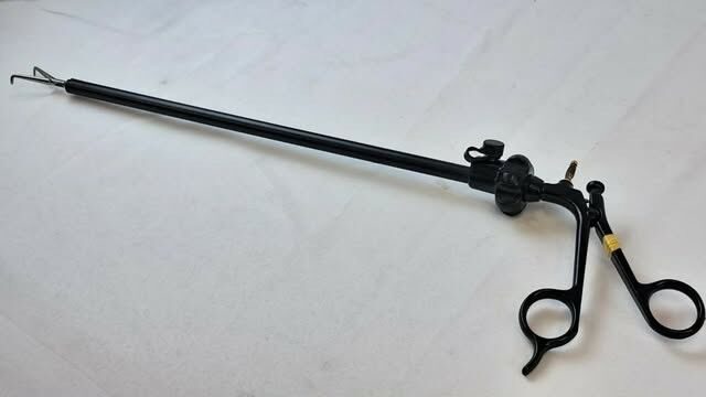 STRYKER 250-080-231 & 250-080-249 Monopolar Handle w/ Mixter Dissector 10mm x 33cm — photo 1