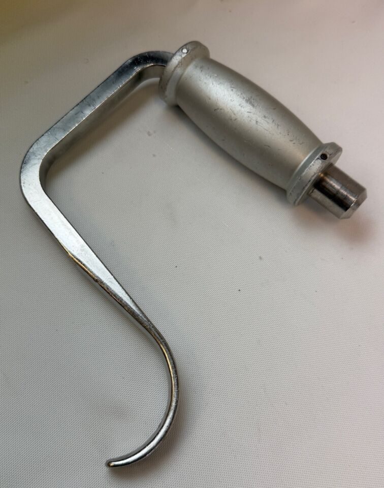 OSI MIZUHO  Femoral Hook for Support Bracket Hana Table — photo 5