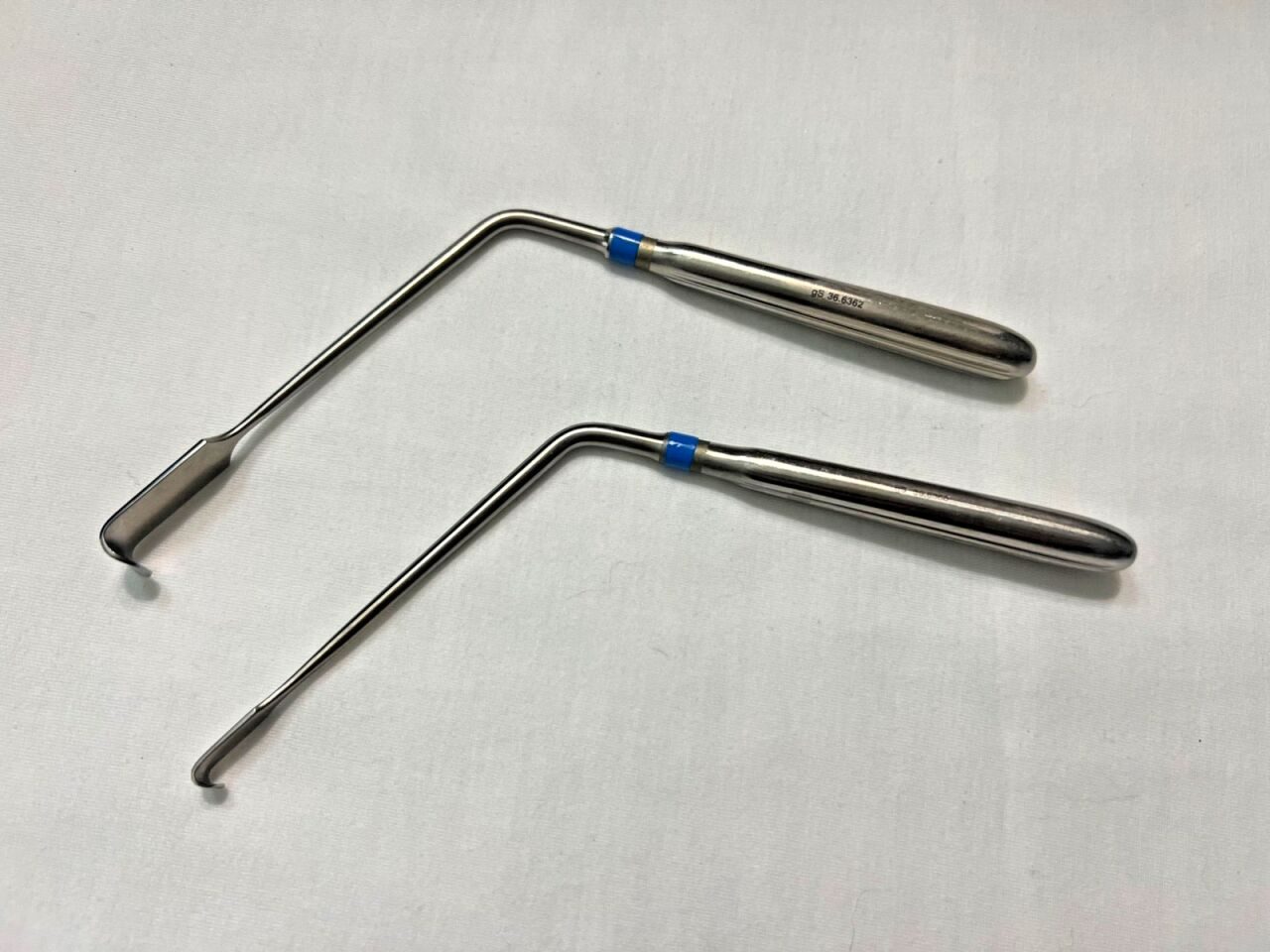 GSOURCE gS 36.6360 gS 36.6362 Scoville Nerve Retractors 8mm 13mm Set of 2