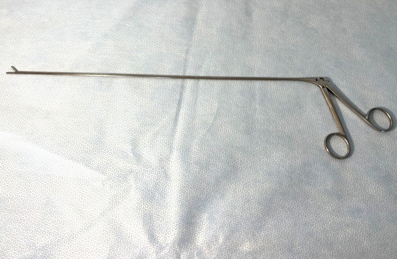 PILLING 50-5245 Laryngeal Straight Forceps 2mm X 10mm X 40cm