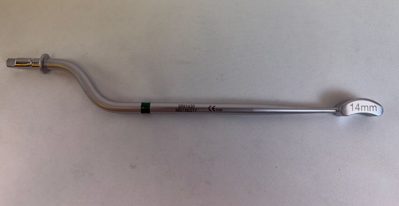 MEDTRONIC 9591430 14mm x 30mm Rectangle CAPSTONE Full Length Trial Spacer — photo 3