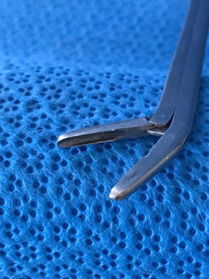 CODMAN 53-1196 2mmX10mm Up Cushing Intervertebral Disc Rongeur — photo 8
