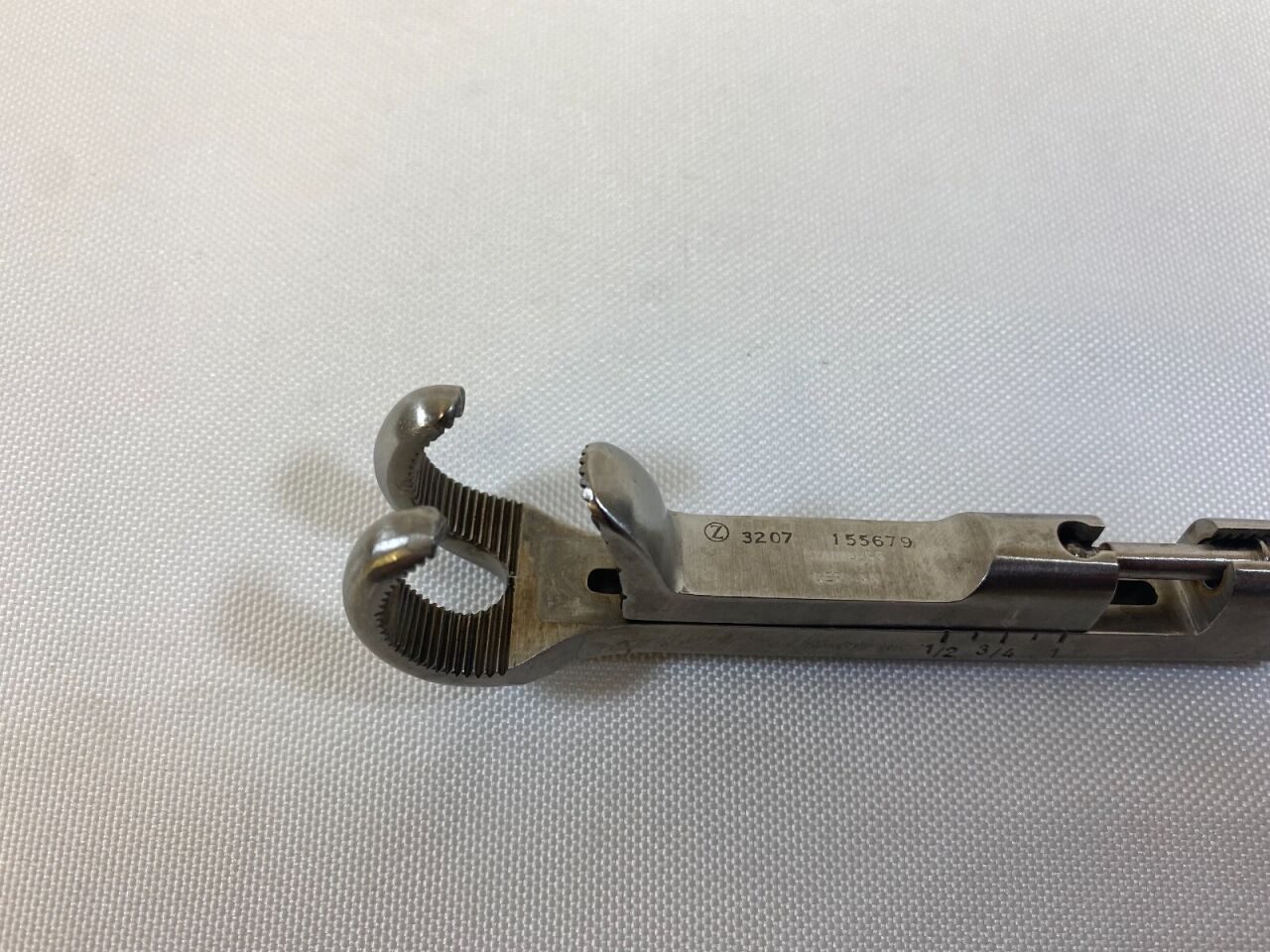 ZIMMER 3207 Lowman Bone Clamp — photo 3