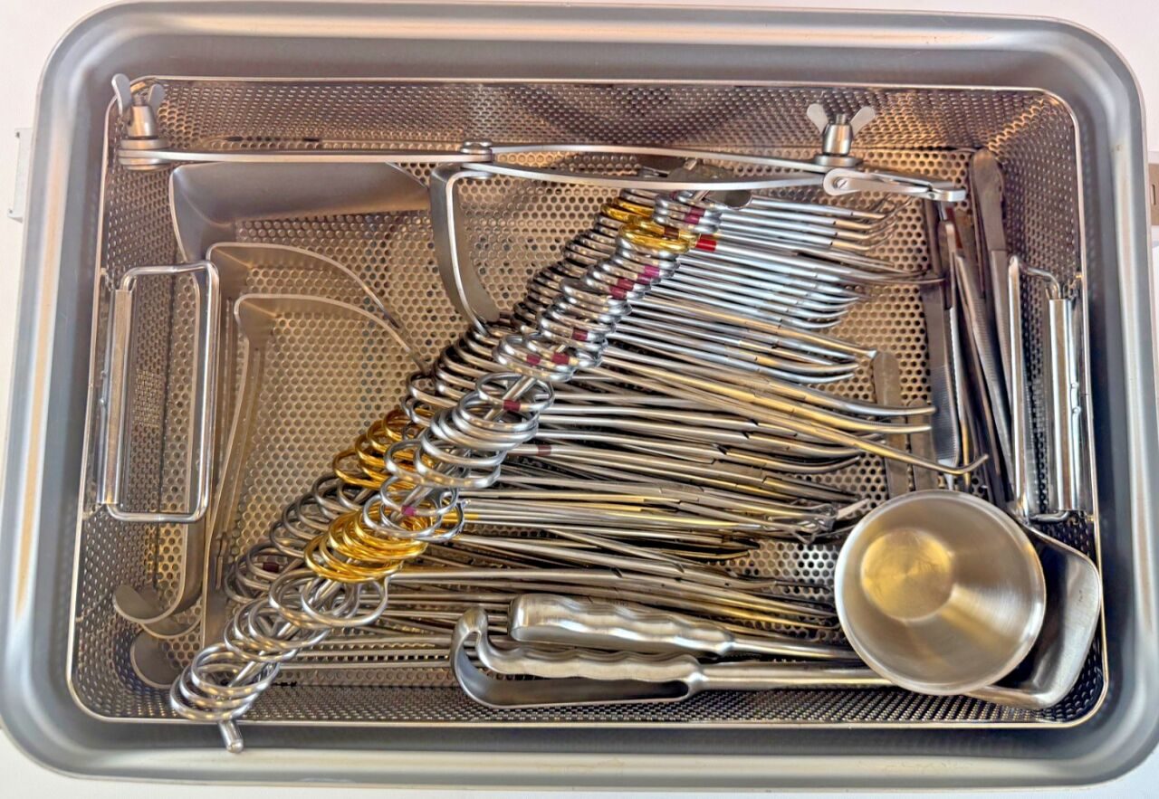 VARIOUS  61 Piece V. Mueller Jarit Abdominal Hysterectomy Instrument Set — photo 10