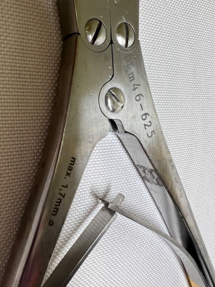 K. MEDICAL KM46-625 Front & Side Cutting Pliers — photo 5