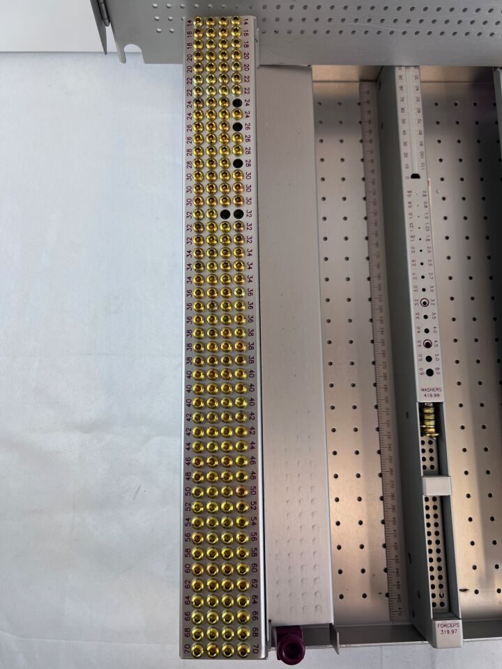 SYNTHES Various ASIF Self-Tapping Screw Set — photo 5