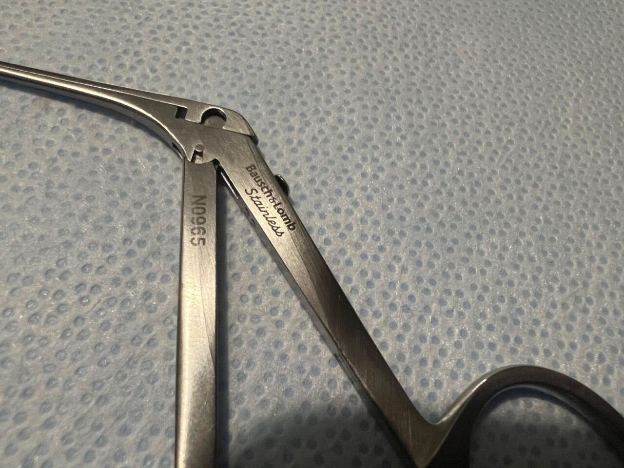 BAUSCH & LOMB N0965 3mm X 5.4" Hartman-Herzfeld Cup Forceps — photo 2