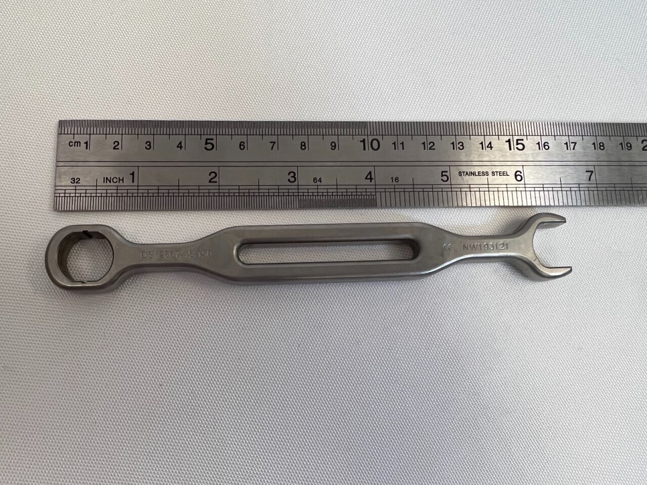 SYNTHES 2867-45-150 VIPER 2 Anti-Torque Wrench — photo 3