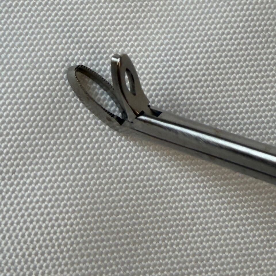 BOSS INSTRUMENTS 93-6012 ThruBite Blakesley Size 1 45deg Angle 4mm Jaws — photo 6