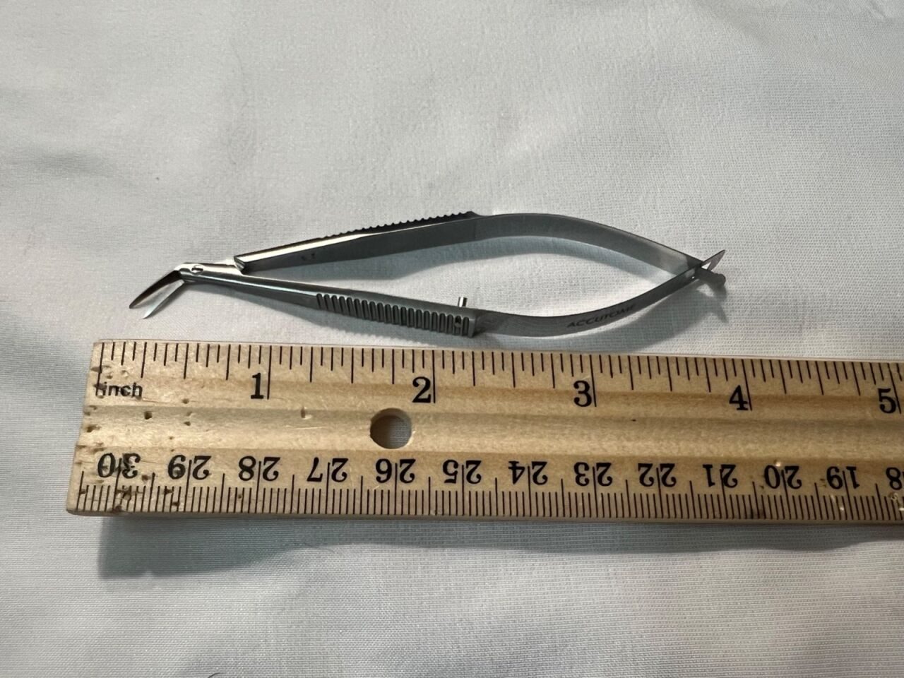 ACCUTOME AS1210 Castroviejo Corneal Scissors Curved Right 13mm Blades 4" Length — photo 5