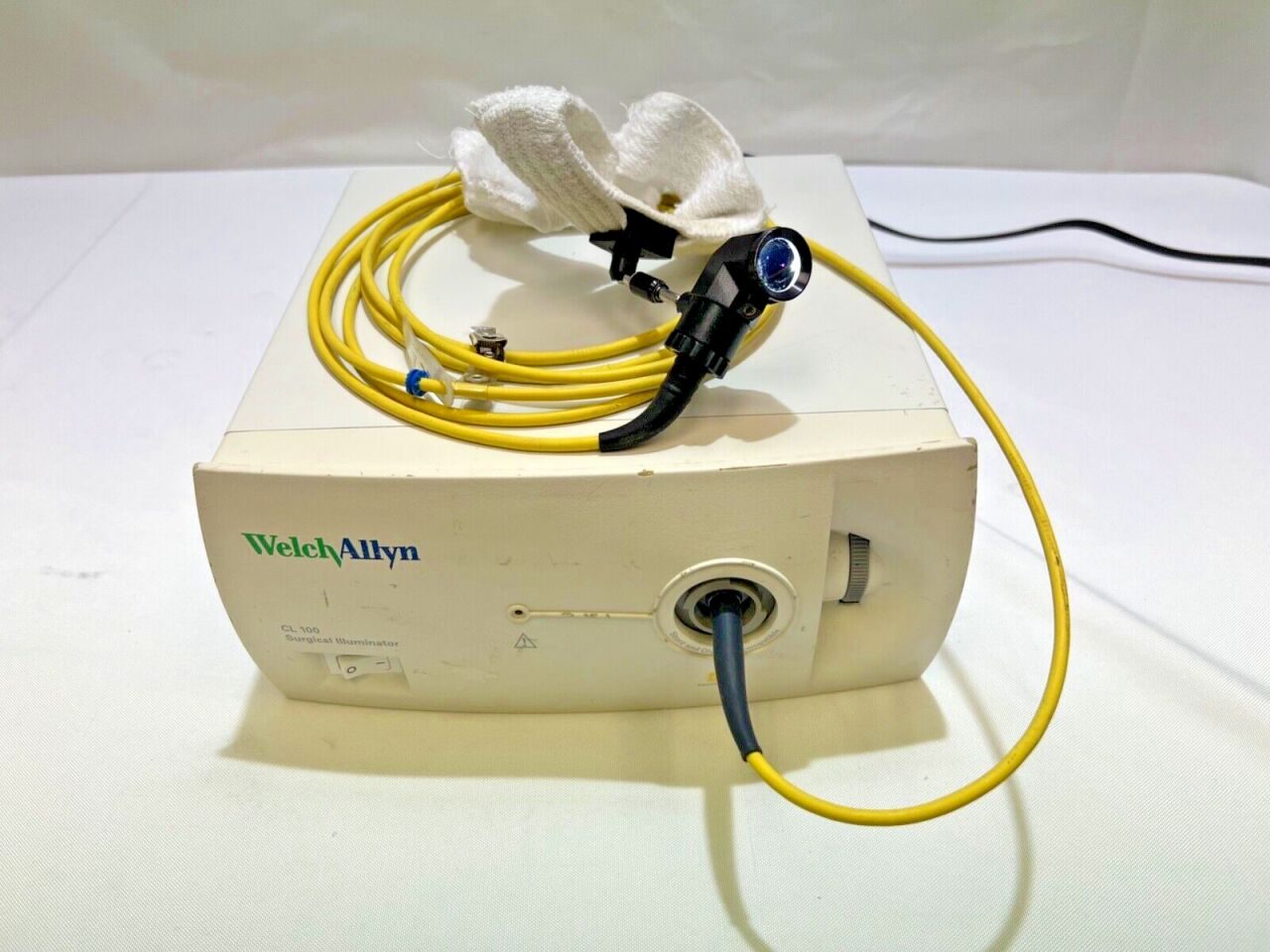 WELCH ALLYN CL-100 Light Source — photo 2