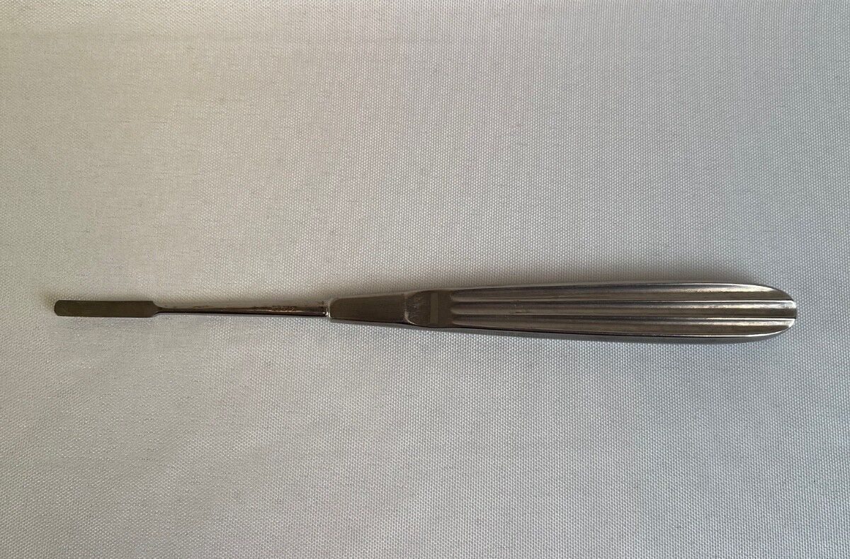 KARL STORZ N4610 Joseph Periosteal Elevator 4mm Wide Blade x 17cm Length — photo 1