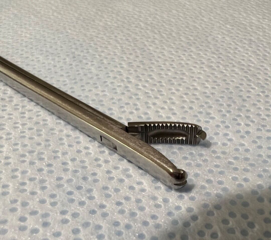 ZIMMER 3951-67 Serrated Toothed Grasping Forcep — photo 3