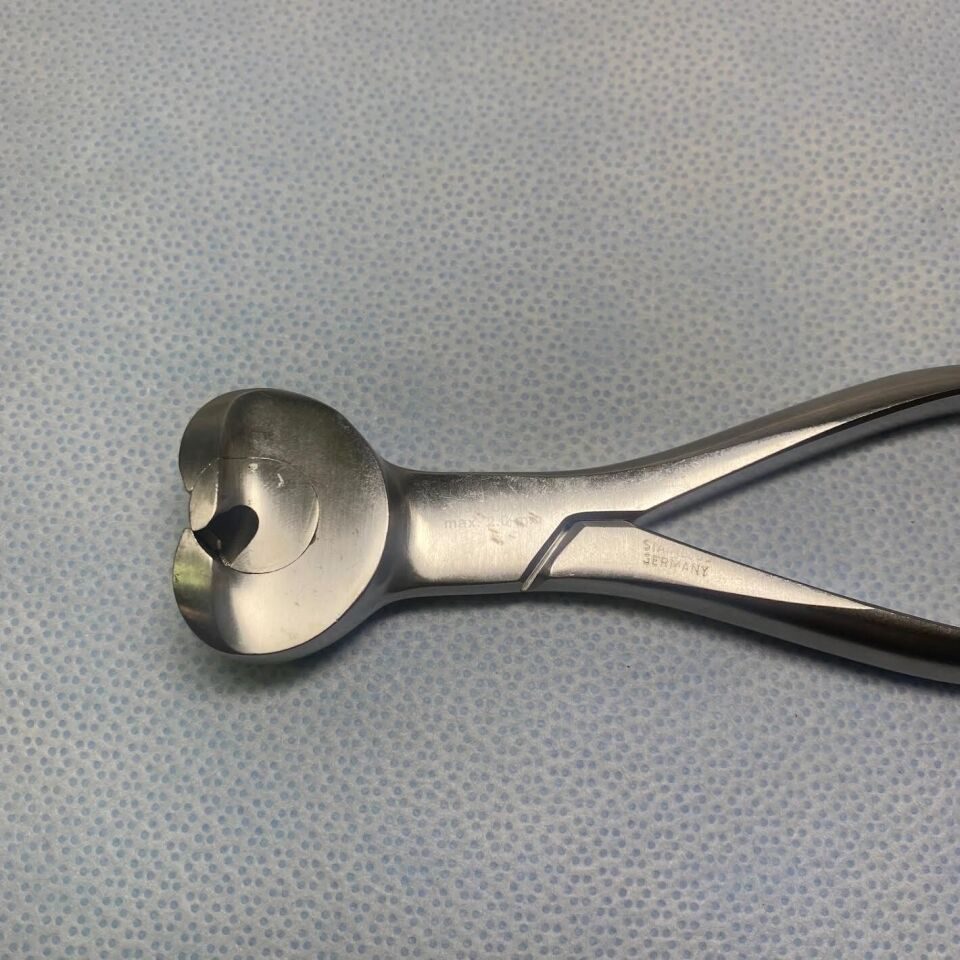 ZIMMER 3770 Surgical Orthopedic 6-1/4in Diamond Pin Cutter — photo 3