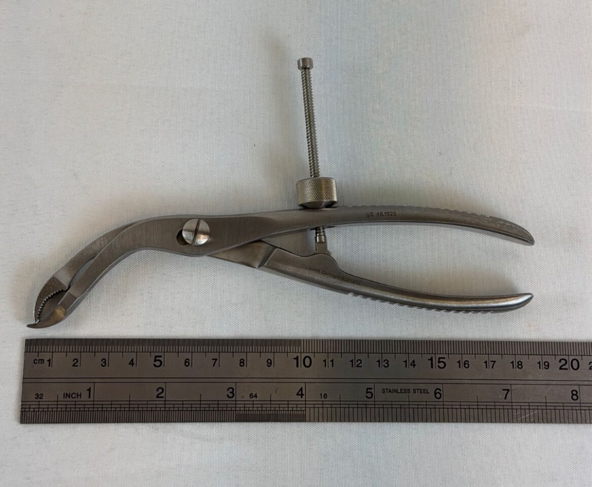 MILLENNIUM SURGICAL 46.192 Self Centering Bone Holding Forcep w/ Speed Lock 7.5" — photo 7