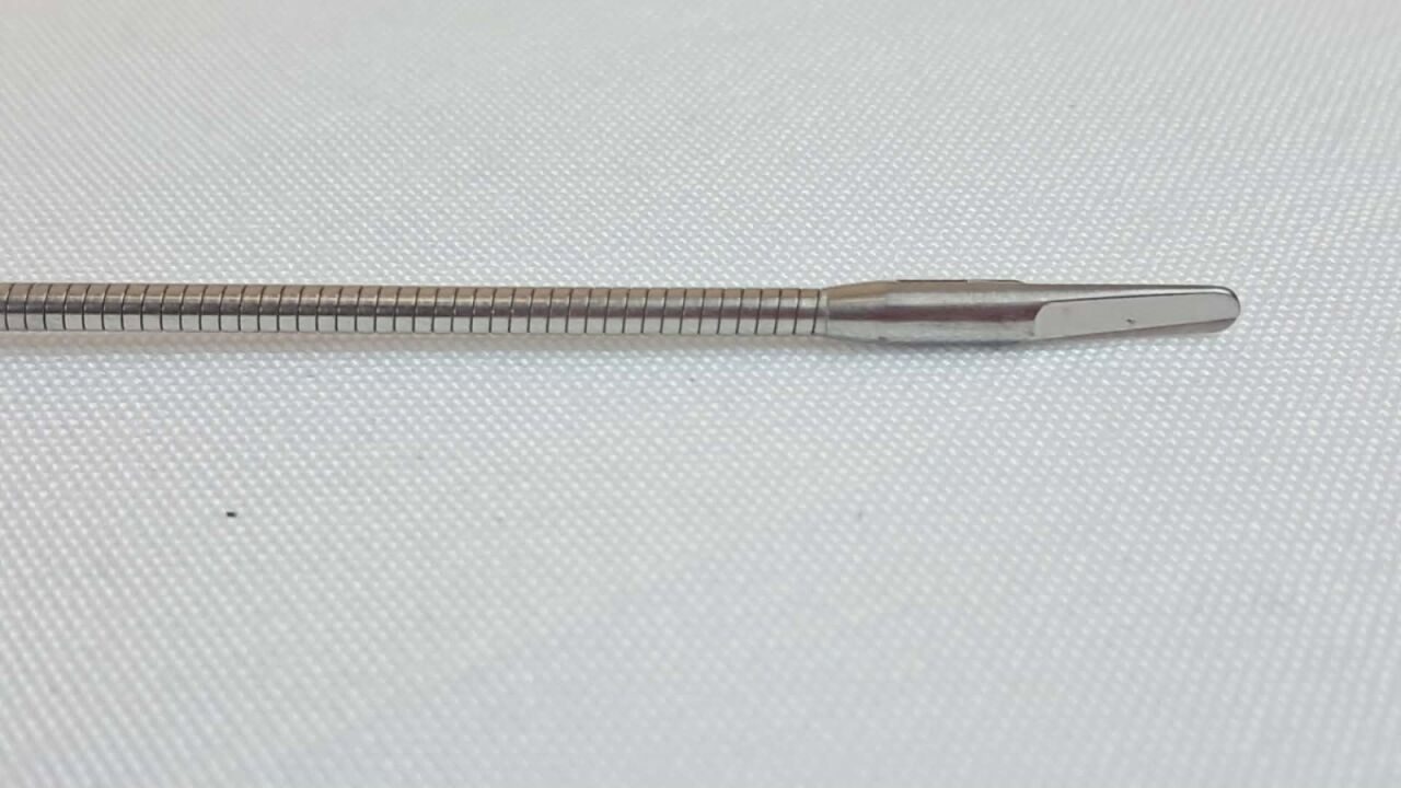 KARL STORZ 27178B 9 Fr Laparoscopic Scissor Single Action Jaw 40cm Flexible Single Action Laparoscopic Scissors — photo 5