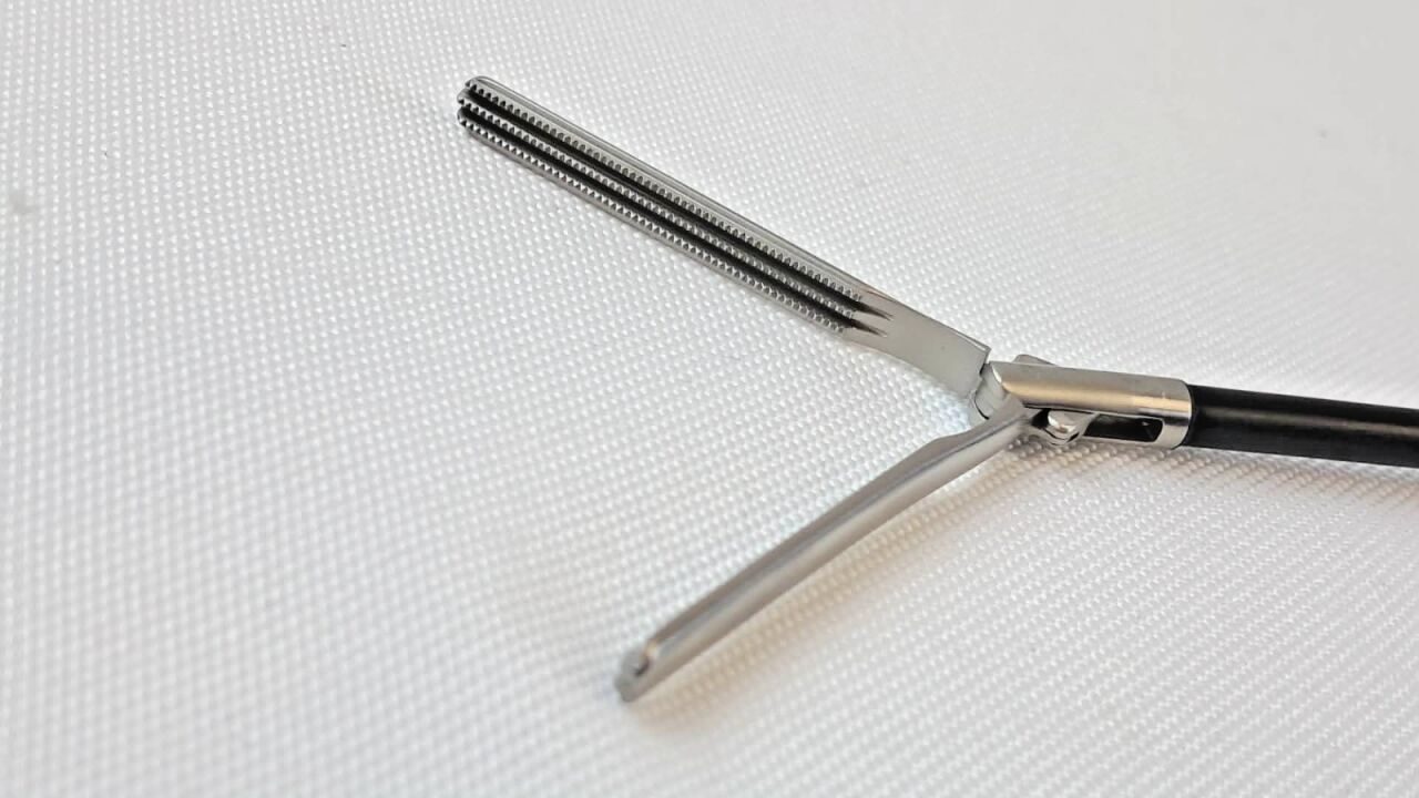 R. WOLF 8393.4947 5mm x 36cm Rotating Monopolar Laparoscopic Dabakey Grasper — photo 7