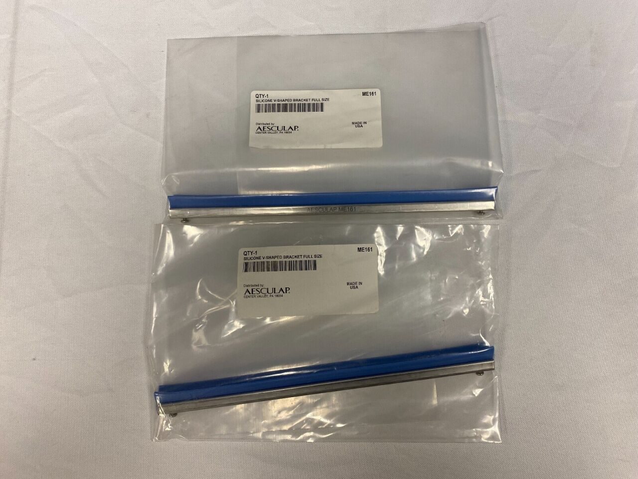 AESCULAP ME161 Silicone Bracket V Shaped, Set of 2