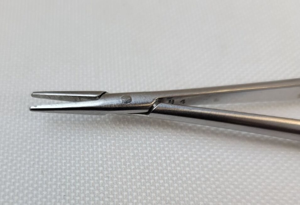WECK  Castroviejo Needle Holder Straight Jaws Locking Tungsten Carbide 7-1/4" — photo 2